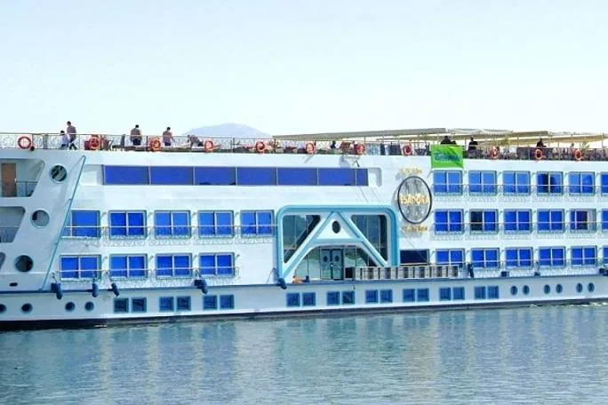 Royal Esadora Nile Cruise (or similar 5★)