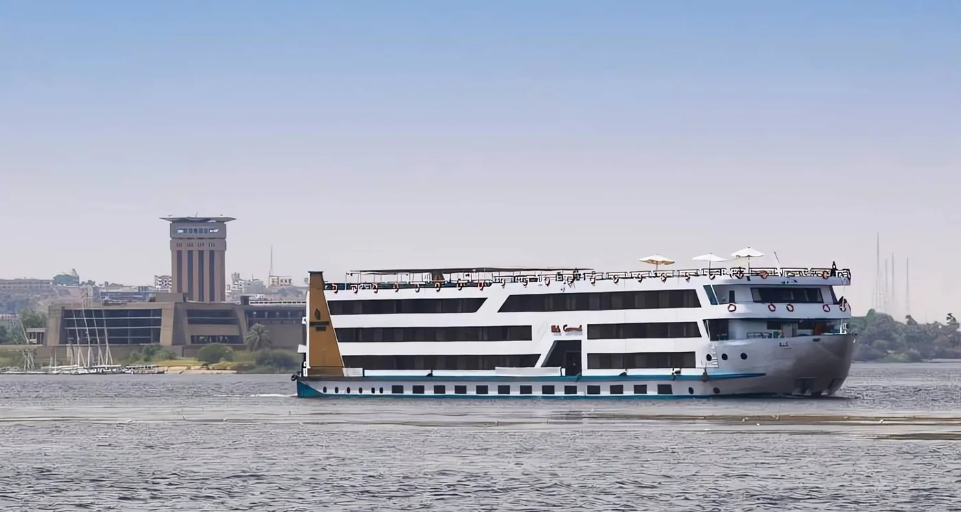 Nile Noor: A Royal 4-Day Nile Cruise & Temple Trail