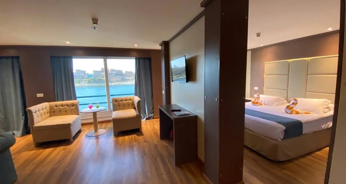 Royal Esadora Nile Cruise (or similar 5★)